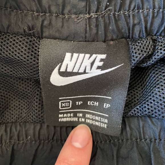 Nike Cargo pants - Picture 4 of 4